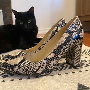 Like New Marc Fisher Heels!